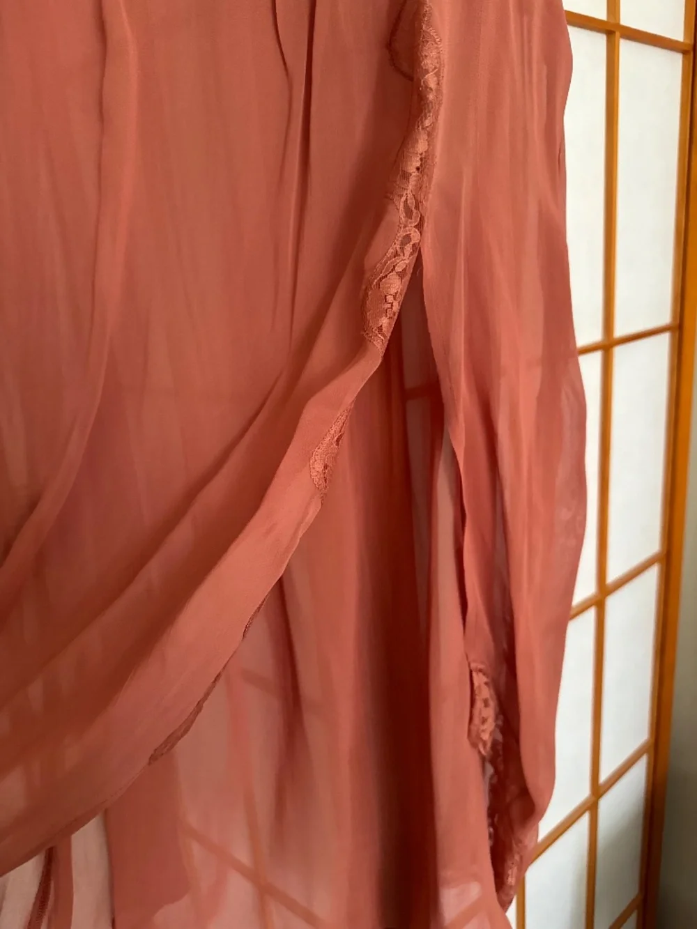 Anthropologie Sheer Asymmetrical Coral Skirt Slip Medium romantic, date lace - Picture 5 of 10